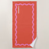 Rosa und orangefarbene Quadgel mit Text Strandtuch (Vorderseite)