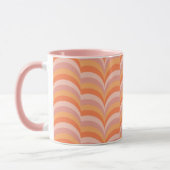Rosa und orangefarbene Retro-Muster Tasse (Links)