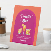 Rosa und orangefarbene Sunset Retro Tequila Bar Sockelschild (In SItu)