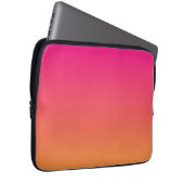 Rosa und orangefarbener Farbverlauf Laptopschutzhülle (Vorne Rechts)