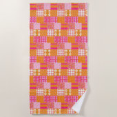 Rosa und orangefarbenes Blumen-Patchwork-Strandtuc Strandtuch (Vorderseite)