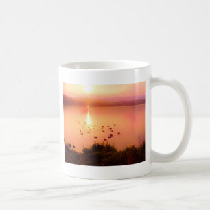 Rosa und pfirsichfarbene Seeufer Kaffeetasse