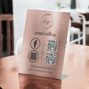 Rosa und Rose Gold gegossene Metalle QR-Code Sockelschild