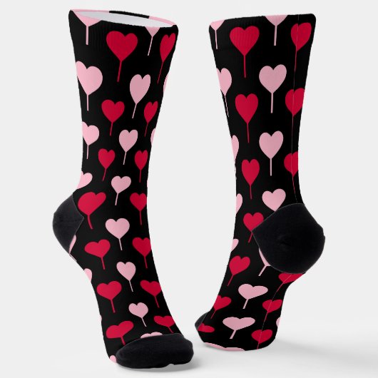 Rosa und rote Herzen Muster schwarze Socken (Gewinkelt)
