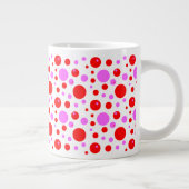 Rosa und rote Kreise und Polka-Punkte Jumbo-Tasse (Rechts)