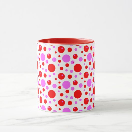 Rosa und rote Retro-Polka-Punkte Tasse (Zentrum)