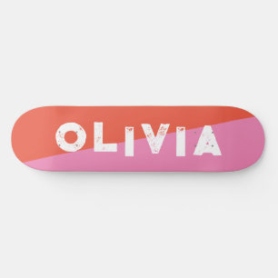 Rosa und rote Skateboardspalte Skateboard