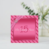 Rosa und rote Streifen Quinceañera Einladung (Stehend Vorderseite)