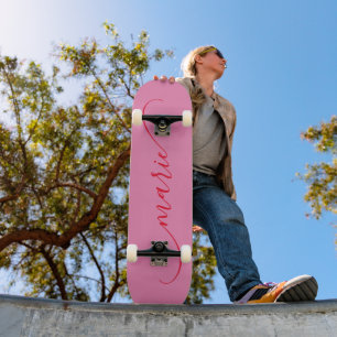 Rosa und roter, klassischer Swash-Name Skateboard