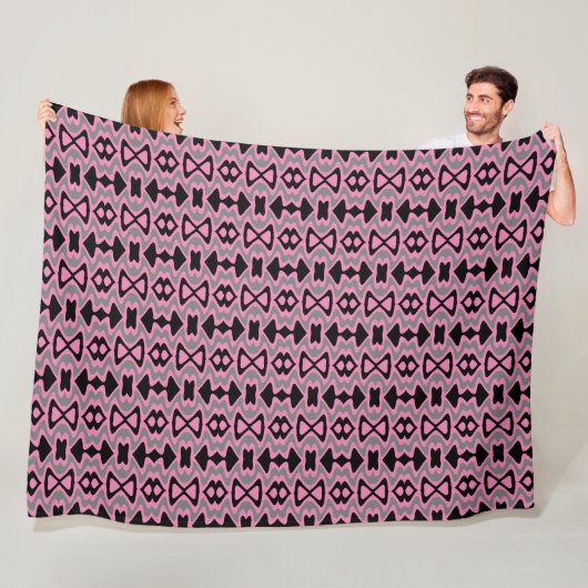 Rosa und Schwarz Einzigartiges Muster Fleecedecke (Beispiel)