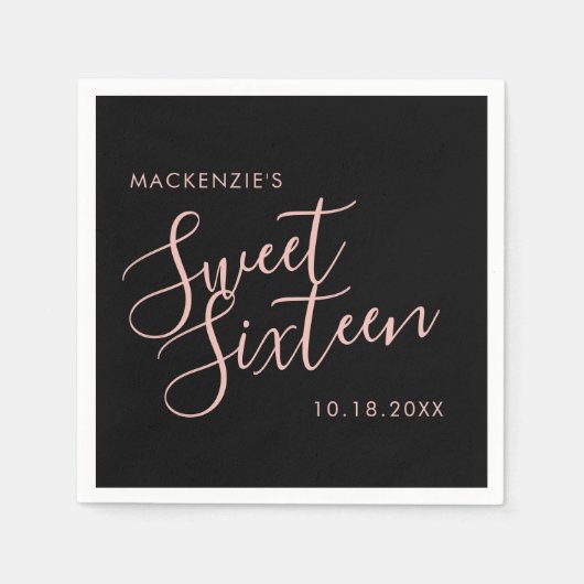Rosa und schwarz Elegant Sweet 16 Personalisierter Serviette (Vorderseite)