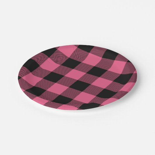 Rosa und schwarz karierte Quadrate Buffalo Kariert Pappteller (Schrägansicht)
