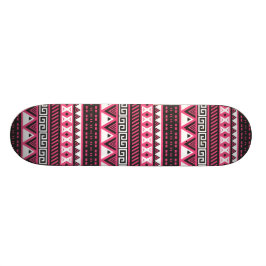 rosa und schwarze Aztekenmuster Skateboard