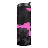 Rosa und schwarze Camouflage Thermosbecher (Nach links gedreht)