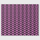 Rosa und schwarze Diamantmuster Geschenkpapier (Flach)