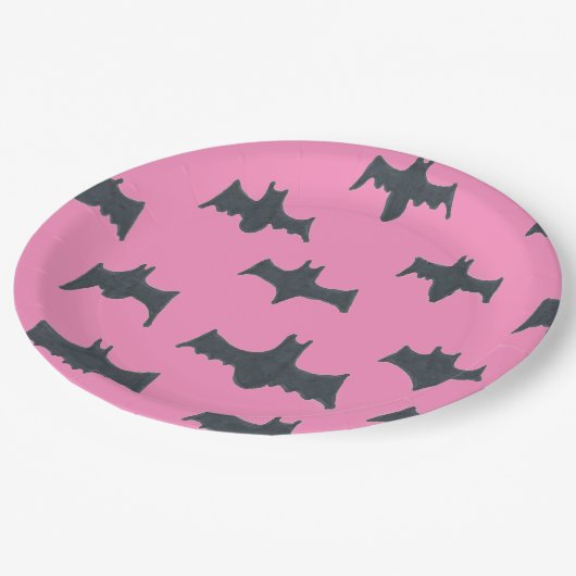 Rosa und schwarze Halloweenboote Pappteller (Schrägansicht)
