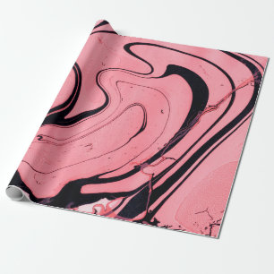 Rosa und schwarze Marmortextur. Handgemalt Geschenkpapier
