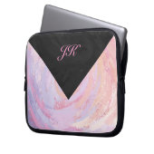 Rosa und Schwarze Monogramm Laptopschutzhülle (Vorderseite Links)