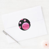 Rosa und schwarze Polka Dot 1,5" Rundaufkleber Runder Aufkleber (Umschlag)