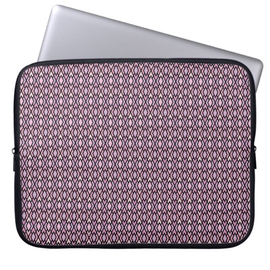 Rosa und schwarze Raute Laptopschutzhülle (Vorderseite)