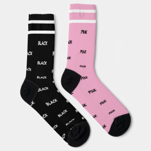 Rosa und schwarze weiße Streifen Farbnamen Socken