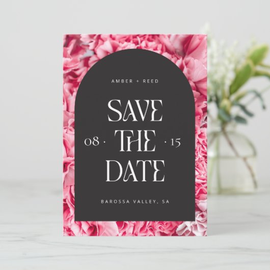 Rosa und schwarzer Blumenbogen Retro Moderner Schr Save The Date (Stehend Vorderseite)