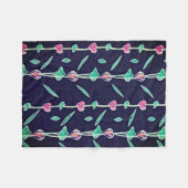 Rosa und violette Blumen Fleecedecke (Vorderseite (Horizontal))