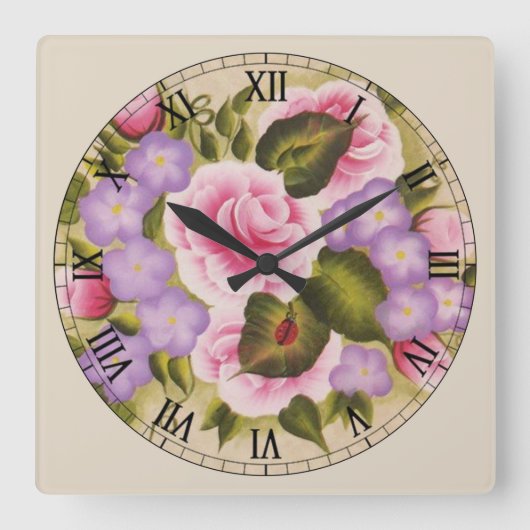 Rosa und violette Blumen und ein Lady Bug Quadratische Wanduhr (Vorderseite)