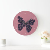 Rosa und violette Blumenschmetterlinge Große Wanduhr (Zuhause)