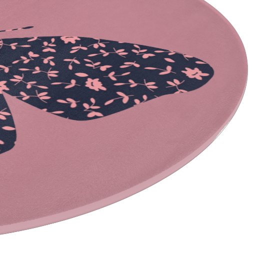 Rosa und violette Blumenschmetterlinge Schneidebrett (Ecke)