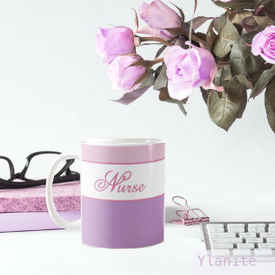 Rosa und violette Krankenschwester Kaffeetasse