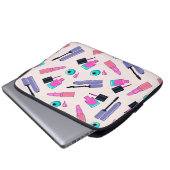 Rosa und violette Schmink-Kosmetik-Muster Laptopschutzhülle (Vorne Knopf)