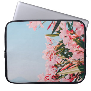 Rosa und weiße Blume Laptopschutzhülle
