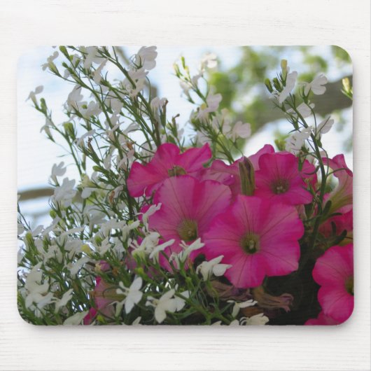Rosa und weiße Blume - Martha's Vineyard Mousepad (Vorne)