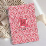 Rosa und weiße Damaske Trendy Monogram Planer<br><div class="desc">Eine rosa-weiße Damaskus-Grafik zieren diese Planerabdeckung und kann mit Ihrem Initial und Namen personalisiert werden. Matching back. Sehen Sie sich unsere komplette Produktpalette in unserem Zazzle-Shop an.</div>