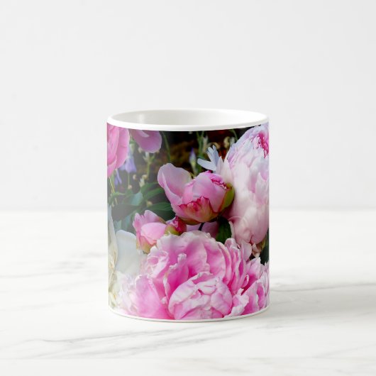 Rosa und weiße Erdnüsse Kaffeetasse (Mittel)