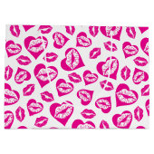 Rosa und weiße Herzen und Küsse Große Geschenktüte (Rückseite)