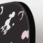 Rosa und weiße Paddeln schwarzer Hintergrund Pickleball Schläger (Linke Seite)