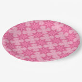Rosa und weiße Pappteller (Schrägansicht)