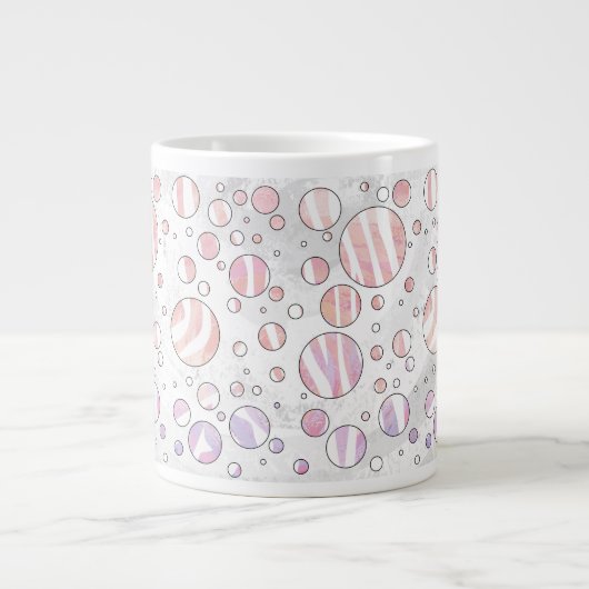 Rosa und weiße Polka Dot Zebra Jumbo-Tasse (Vorderseite)