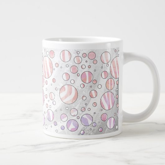 Rosa und weiße Polka Dot Zebra Jumbo-Tasse (Rechts)