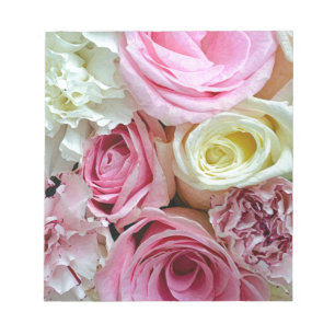Rosa und weiße Rosen Blumenstrauß Notizblock