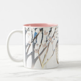 Rosa und weiße Schmetterlinge und metallische Late Zweifarbige Tasse