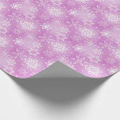 Rosa und weiße Schneeflocken Geschenkpapier (Ecke)