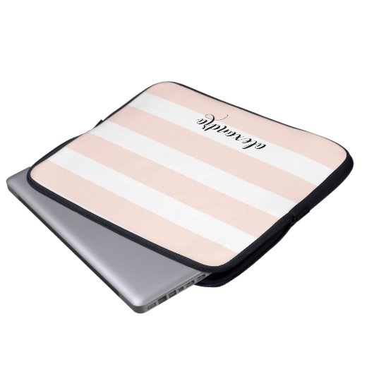 Rosa und weiße Streifen | Name in Kalligrafie Laptopschutzhülle (Vorne Knopf)