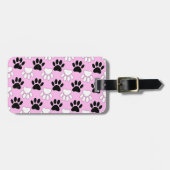 Rosa Untergrund: erschütterte schwarz-weiße Paws Gepäckanhänger (Vorderseite horizontal)