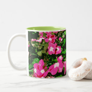 Rosa Vinca-Blume Zweifarbige Tasse