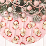 Rosa Vintager Weihnachtsmann mit Blick auf das Was Polyester Weihnachtsbaumdecke<br><div class="desc">Fügen Sie Ihrer Feriendekoration eine Touch nostalgischen Charmes hinzu, mit unserem rosa Vintagen Santa Claus Face Aquarell Skirt! Dieser festliche Baumrock weist ein reizvolles Aquarellmuster des klassischen Weihnachtsmanns auf, das Set vor einem lebendigen Hintergrund mit zarten Schneeflocken schmückt. Der Rock ist aus hochwertigem, gebürstetem Polyester gefertigt und sorgt für eine...</div>