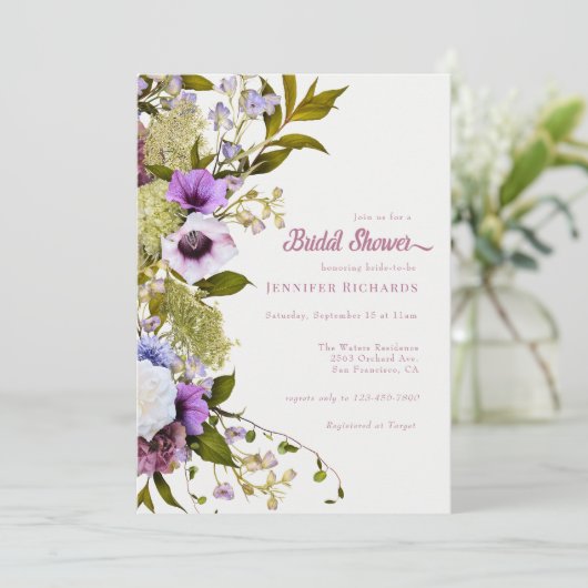 Rosa violette Blumen | Bloom Bridal Shower Einladung (Stehend Vorderseite)