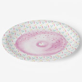 Rosa Wasserfarbe Mattiert Donut und Sprinklen Pappteller (Schrägansicht)